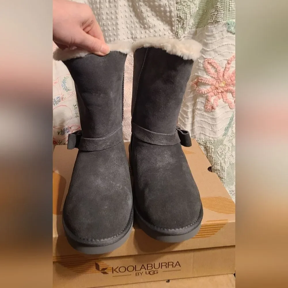 NEW UGG Kookaburra Gray Charcoal Shearling Winter Boots Bow Accent 10